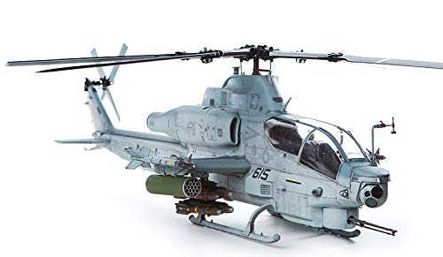Amazon | ACA12127 1:35アカデミー USMC AH-1Z コブラ「シャーク